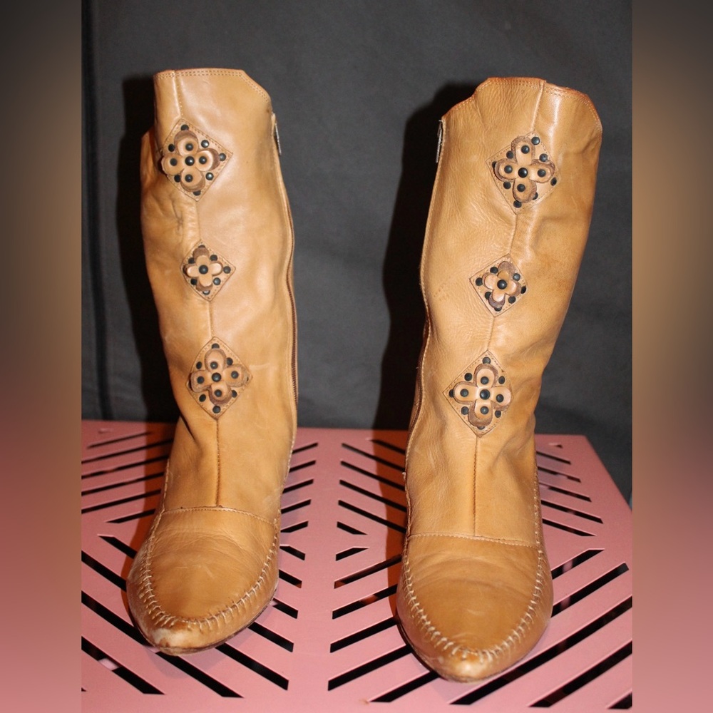 Tan Pointed Toe Leather boots